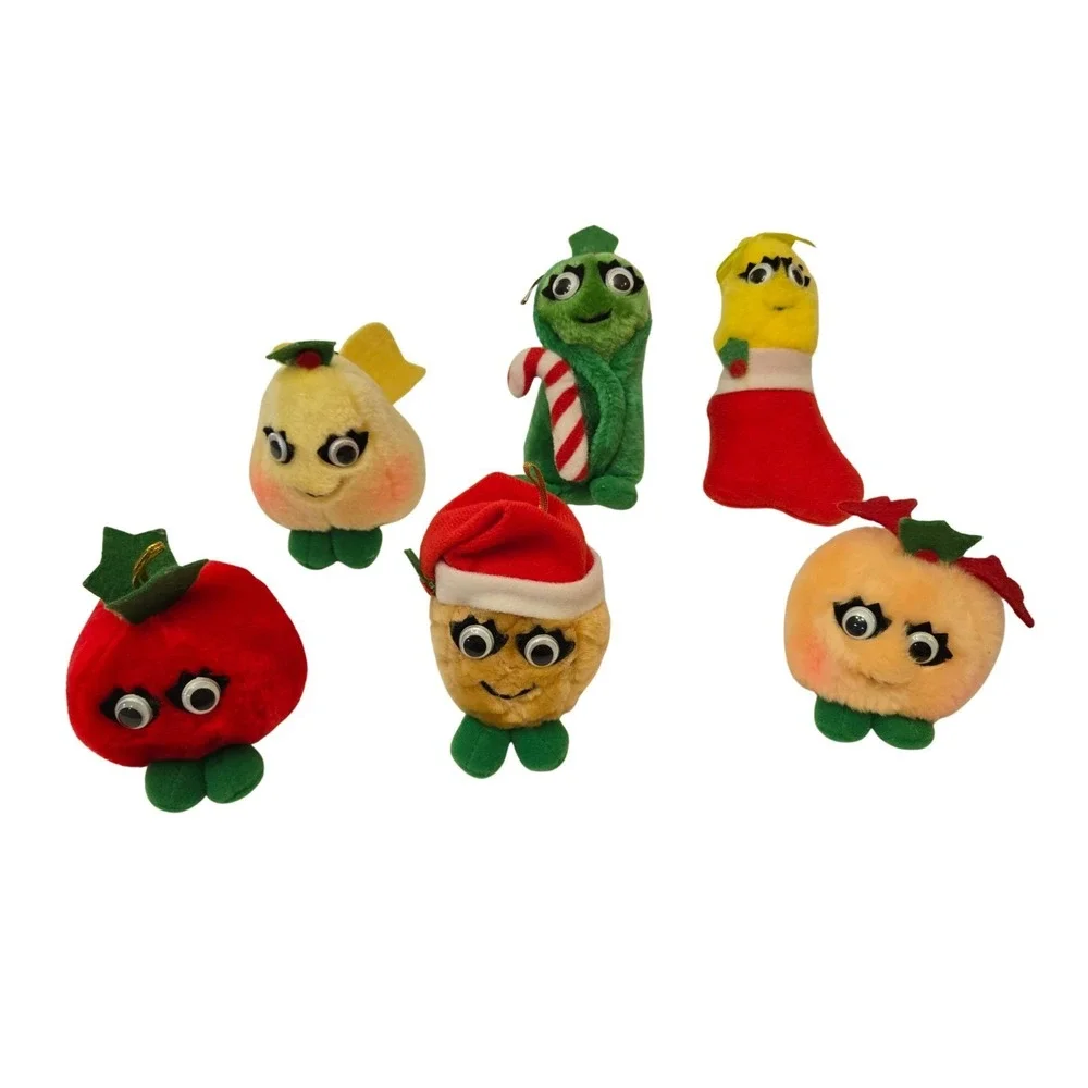 Vintage 1991 Del Monte Country Yumkins Christmas Googly Eyed Plush Ornament Set